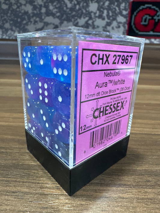 Nebula Aura / White 12mm d6 (36 Dice)