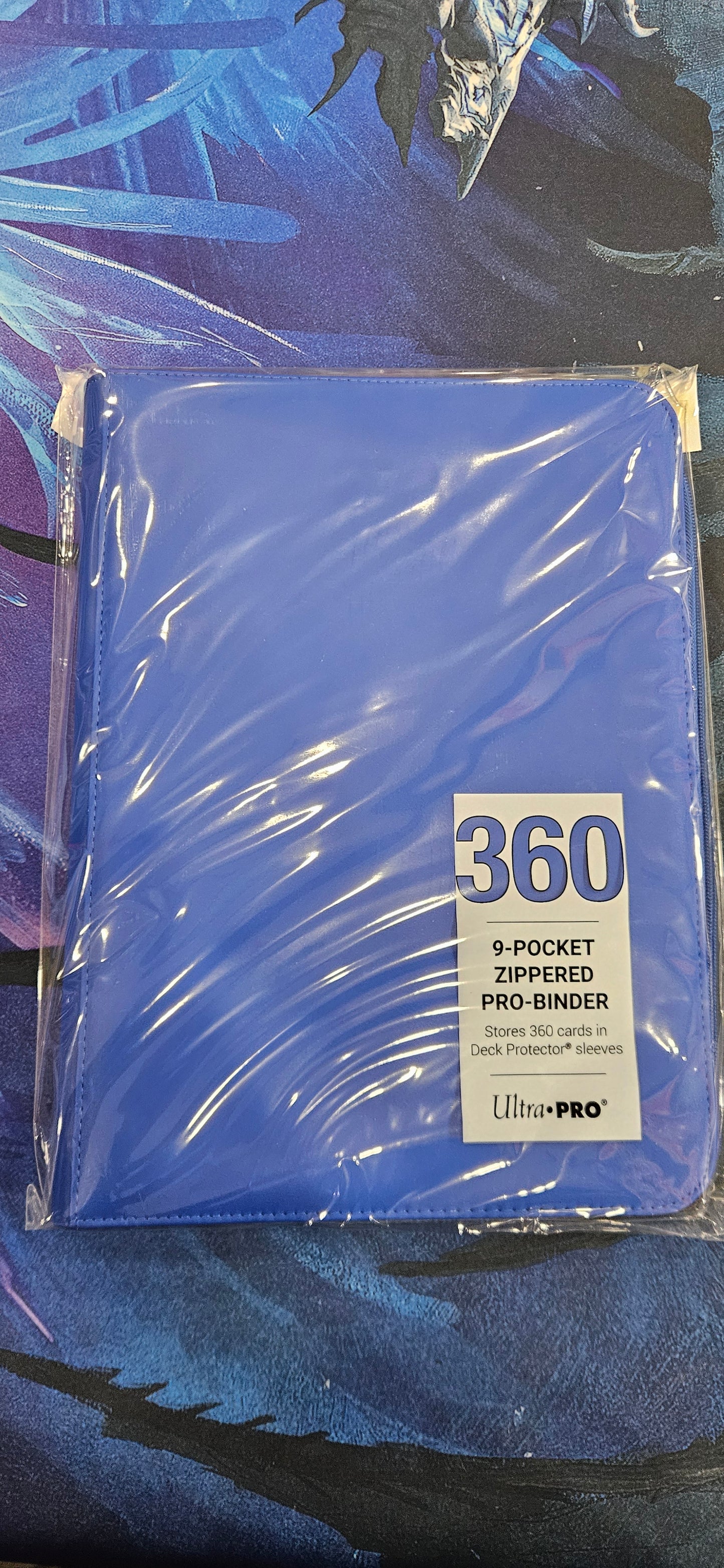 Blue 9 pocket zippered people binder ultra-pro