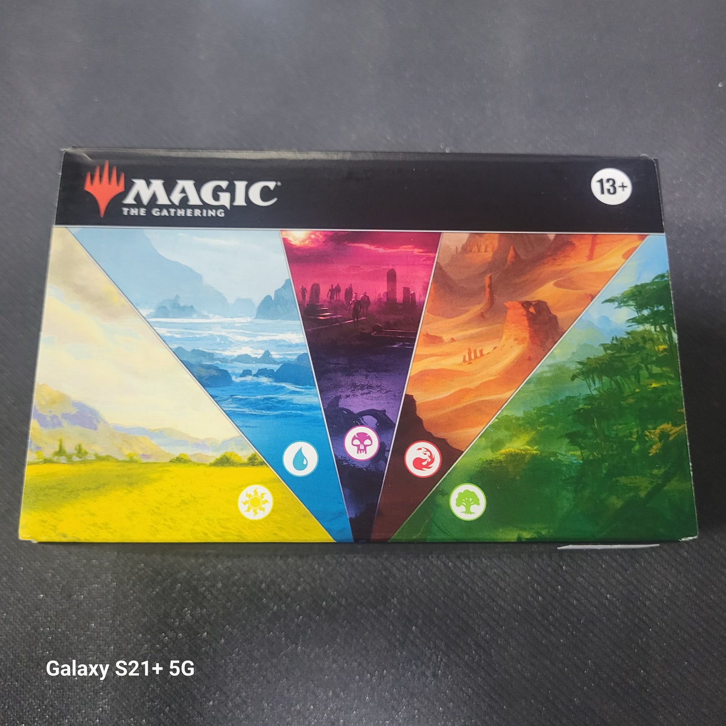 Magic the gathering land station