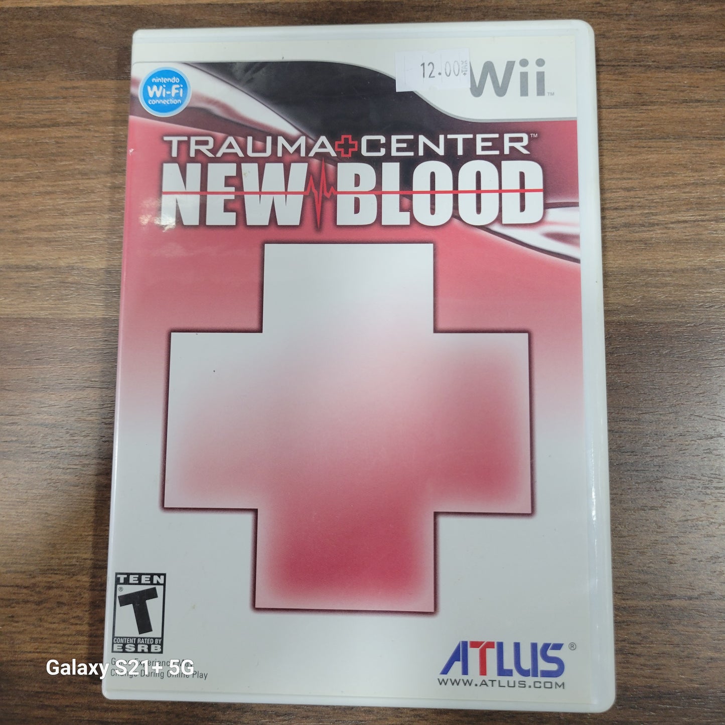 Trama center New Blood