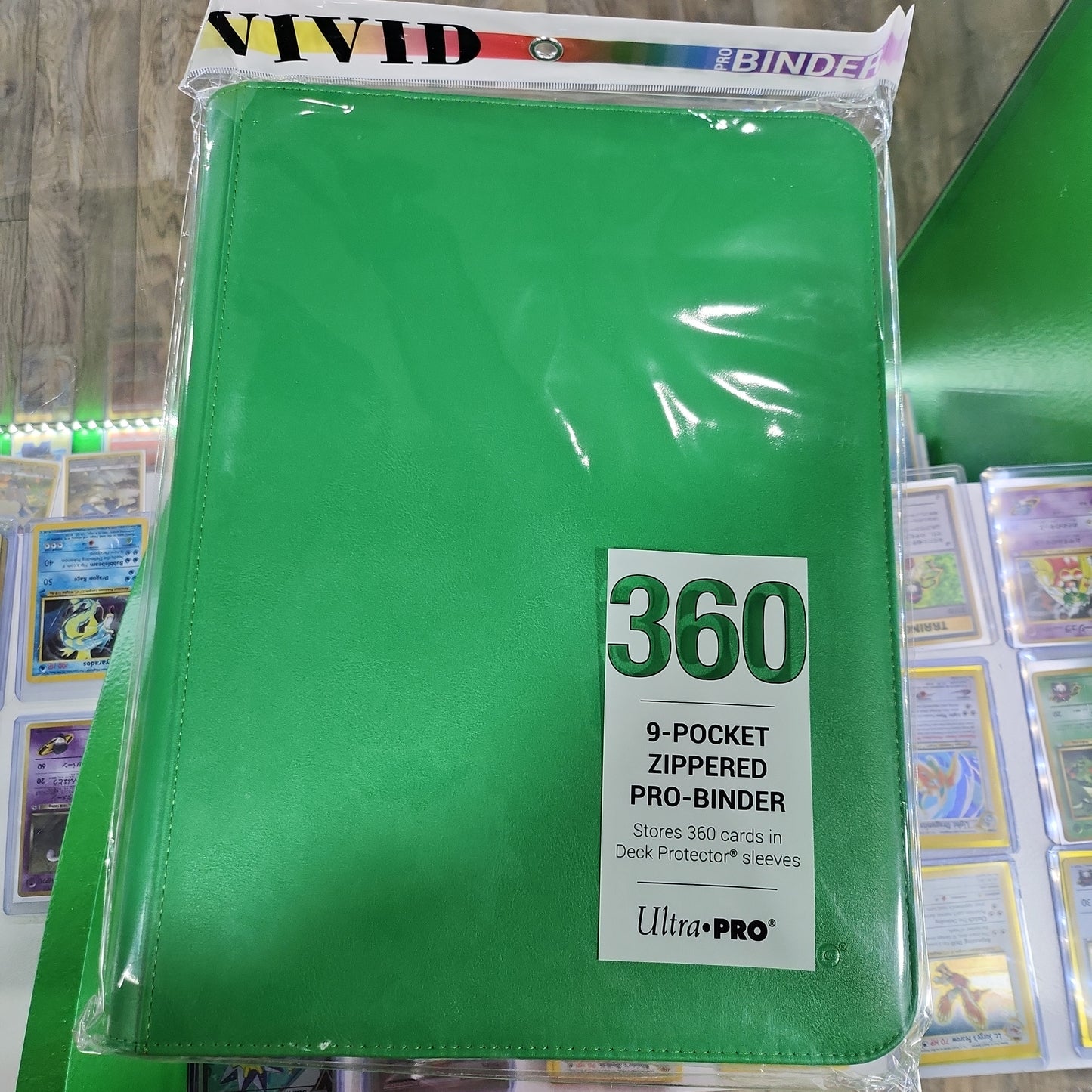 Ultra pro vivid pro 9 pocket binder green