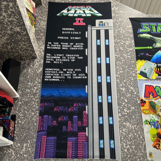 Mega Man 2 NES  (Tapestry 2x5)