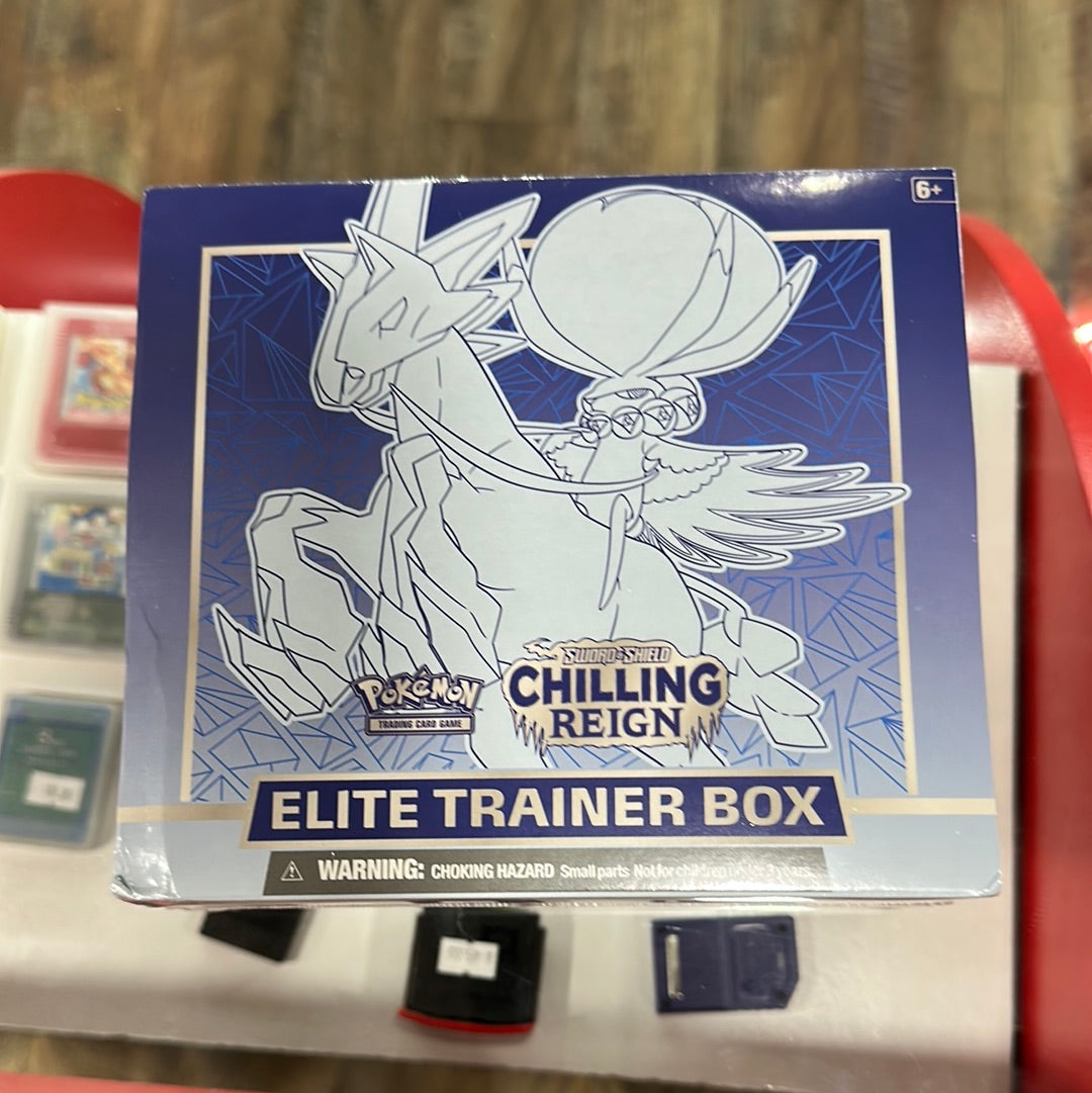 Chilling Reign ETB