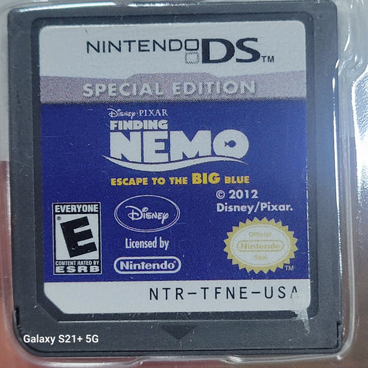 Finding Nemo  escape to the big blue